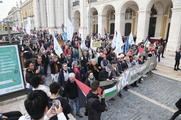 Manifestação pela Paz no Médio Oriente e pelos direitos do Povo Palestiniano