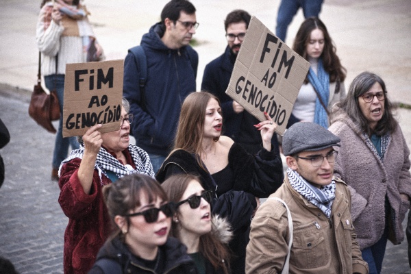 Manifestação pela Paz no Médio Oriente e pelos direitos do Povo Palestiniano
