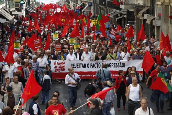 Manifestação «É tempo de dizer basta! Rejeitar o Pacto de Agressão, lutar por um Portugal com futuro» - Lisboa