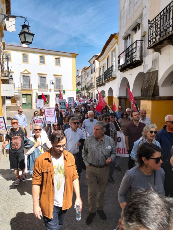 Évora