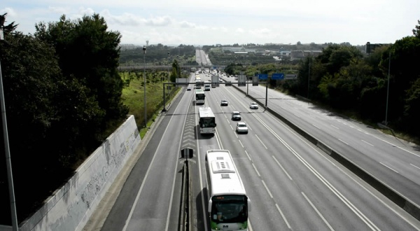 Marcha por Abril contra a exploração e o empobrecimento