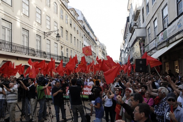 PCP junta mais de 5 000 em Lisboa contra as injustiças