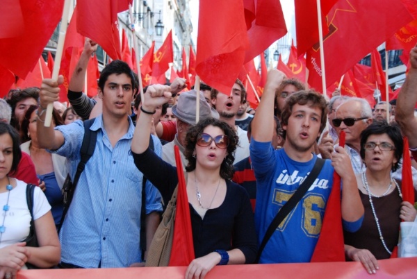 PCP junta mais de 5 000 em Lisboa contra as injustiças