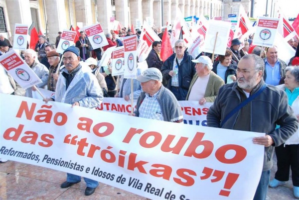 Reformados, Pensionistas e Idosos em Luta -  Manifestação em lisboa