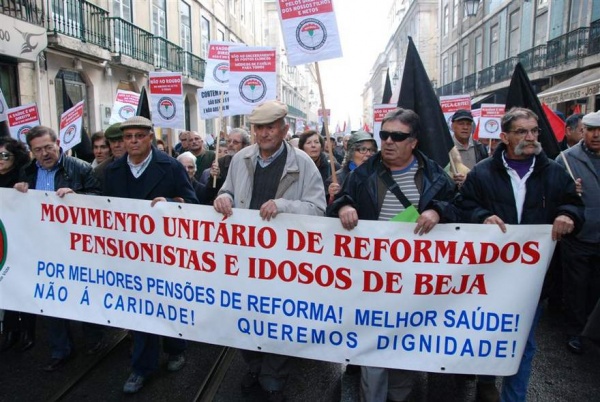Reformados, Pensionistas e Idosos em Luta -  Manifestação em lisboa