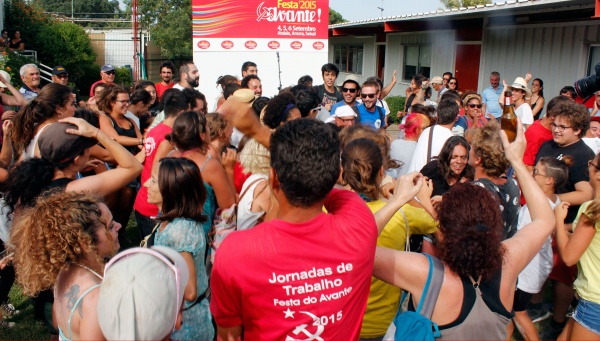 Saudação aos construtores da Festa do «Avante!» 2015