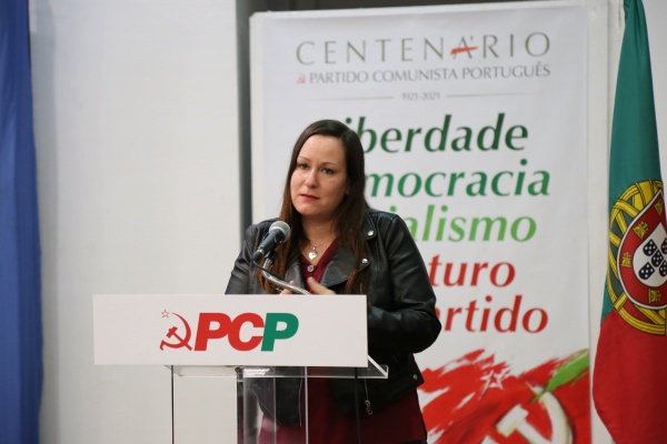 Sessão «Crianças e pais com direitos em tempos de confinamento»