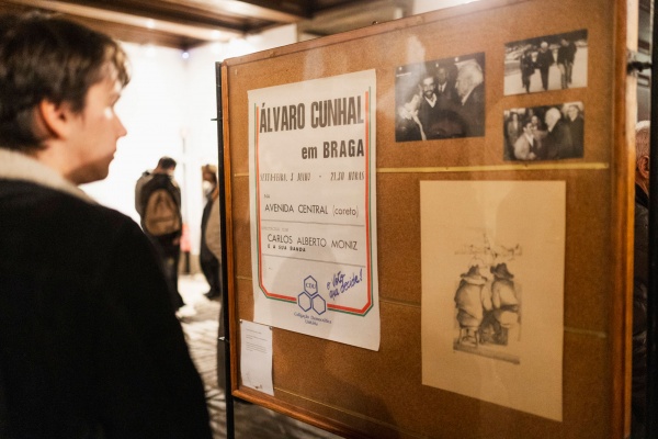 Sessão evocativa do 112.º aniversário de Álvaro Cunhal «Revolução de Abril. Transformações profundas e resistência ao processo contra-revolucionário»