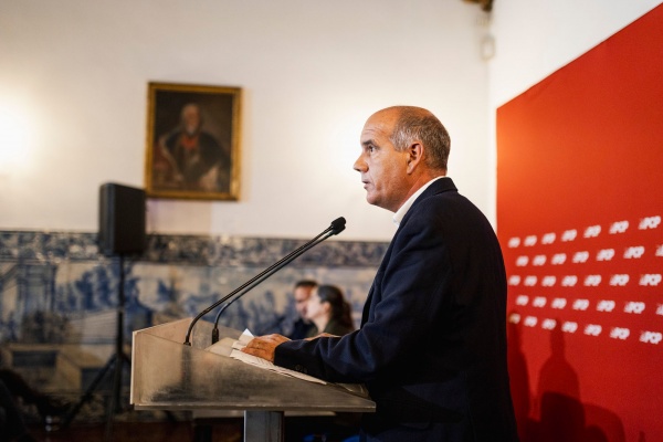 Sessão evocativa do 112.º aniversário de Álvaro Cunhal «Revolução de Abril. Transformações profundas e resistência ao processo contra-revolucionário»