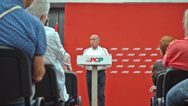 Sessão Pública de apresentação do programa das Comemorações do Centenário do nascimento de Carlos Paredes