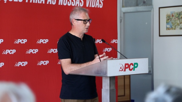Sessão Pública «Os problemas da habitação e as propostas do PCP»