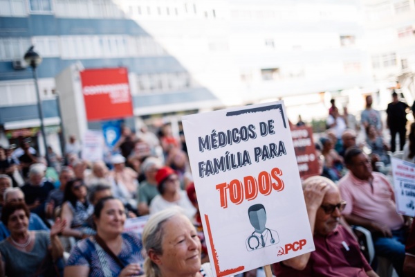 Tribuna Pública «45 anos pelo direito à Saúde. Defender, reforçar e valorizar o SNS!»