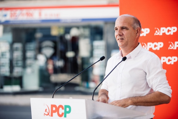 Tribuna Pública «45 anos pelo direito à Saúde. Defender, reforçar e valorizar o SNS!»