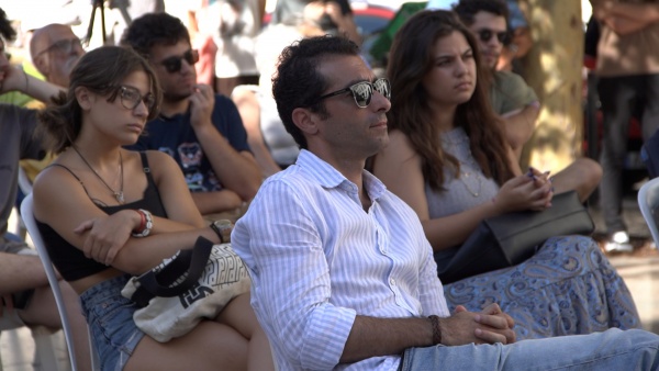 Tribuna Pública «Pelo direito à Habitação. Baixar as prestações ao banco e as rendas»