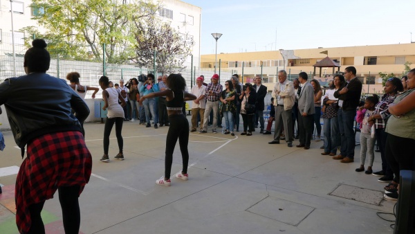 Visita e contacto com a população do Bairro da Bela Vista