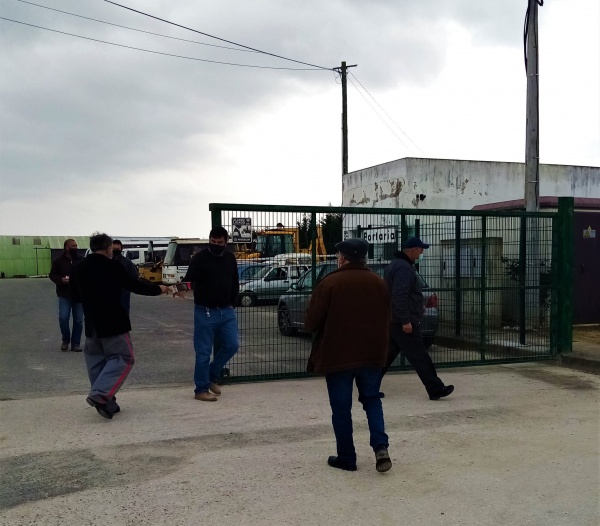 With workers in 500 workplaces